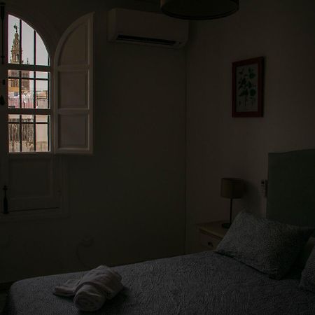Sarah'S Home Севиля Екстериор снимка